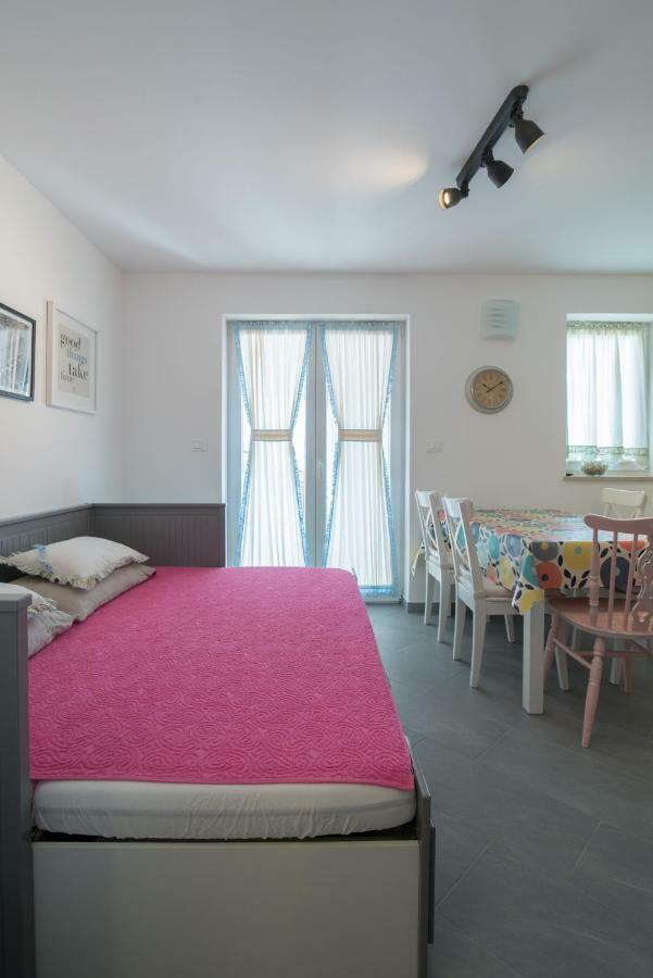 Villa Alice App2 Liznjan Bagian luar foto