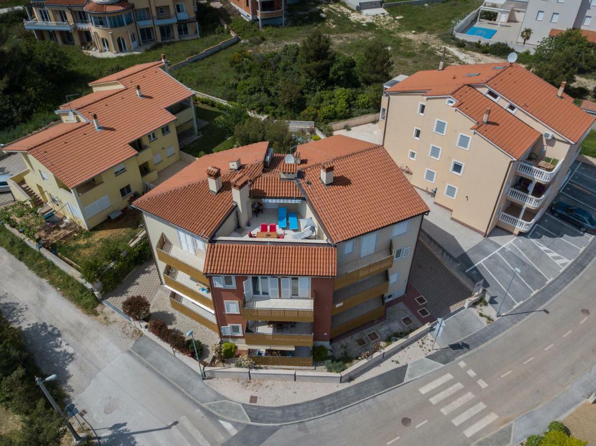 Villa Alice App2 Liznjan Bagian luar foto